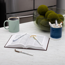 Charger l'image dans la galerie, Zebra Pen Mildliner Double Ended Highlighter, Broad and Fine Point Tips, Assorted Neutral Vintage Ink Colors, 8-Pack