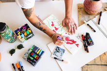 將圖片載入圖庫檢視器 POSCA Paint Marker Sets, 8-Color PC-5M Cool Tone Set