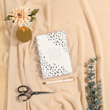 將圖片載入圖庫檢視器 THP KIND & WILD MINI 12 MONTH PLANNER