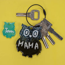 將圖片載入圖庫檢視器 FUNSHOWCASE - Juego de moldes de silicón para hacer llaveros de resina epoxi, diseño de animalitos, mamá y sus crías