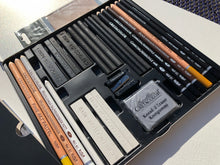 將圖片載入圖庫檢視器 Creta Color - Wolf Box Drawing Set, 25-Piece Set