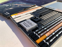 將圖片載入圖庫檢視器 Creta Color - Wolf Box Drawing Set, 25-Piece Set