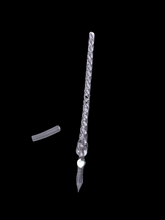 Cargar imagen en el visor de la galería, Glass dip pen estilo B
