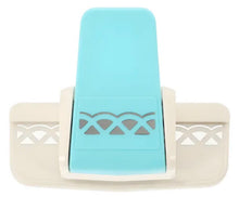 Charger l'image dans la galerie, Kamei Fancy Border Punch
