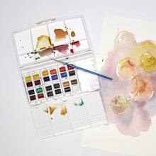 Cargar imagen en el visor de la galería, Cotman Watercolor Travel Set 24pc
